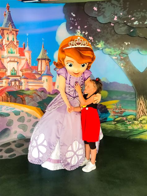 Where To Meet Sofia The First Disney World The Trophy