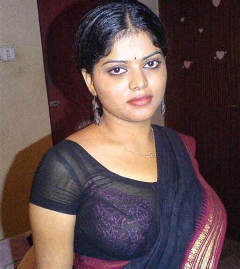 Hot And Cool Hot Desi Girls Showing Navel And In