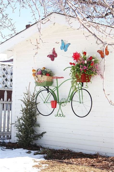 We tell you some awesome ways how to. 17 Super ideas for garden decorations made from old ...