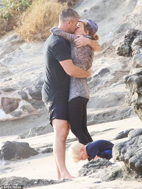 Ant Anstead Shares A Passionate Kiss With New Girlfriend Renee