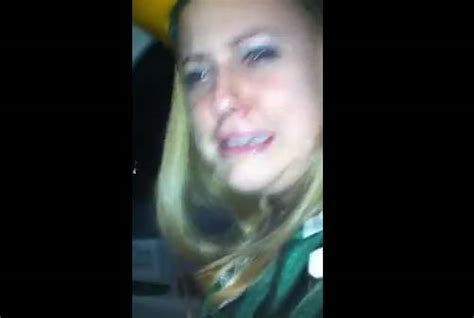 Packers Fan Cries Hysterically Over The Packers V Giants Playoff Game Rtm Rightthisminute