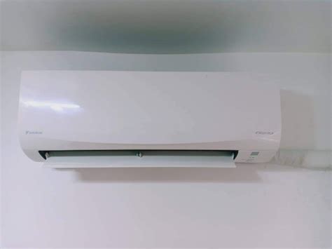 Daikin Split Type Inverter Aircon With Free Installation Brand New