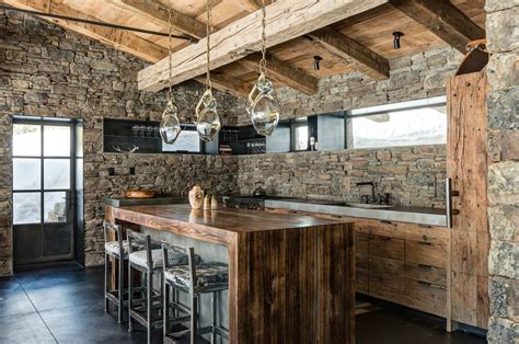 Modern Take On A Rustic Kitchen In This Cabin Located In Montana 2048