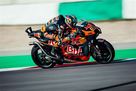 Solid And Strong Red Bull Ktm Roam The Top Motogp Positions At