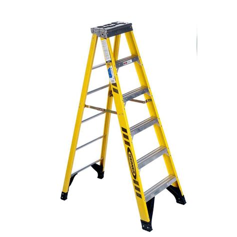 Werner 6 Ft Aluminum Step Ladder With 250 Lb Load Capacity Type I