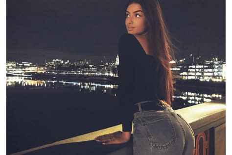 Hot Pictures Of Mimi Keene That Are Sure To Keep You On The Edge Of