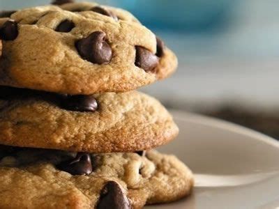 Stays sweet at high temperatures, so it can be used in cooking and baking and works best in recipes where it replaces sugar's sweetness. Chocolate Chip Cookies | Diabetic recipes desserts, Diabetic cookie recipes, Cookies recipes ...