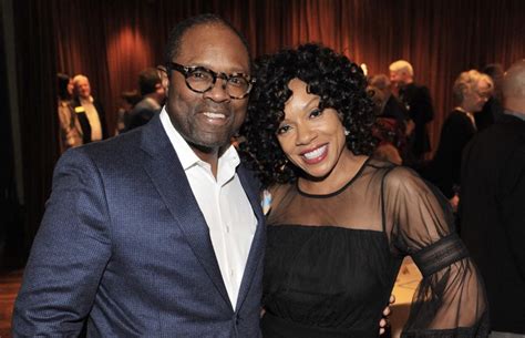 After A Messy Divorce From Househusband Of Years Wendy Raquel Robinson Has Found Love Again