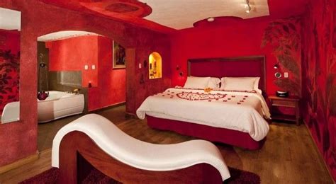Red Bedroom Designs As Bold And Chic Main Color 6 In 2020 With