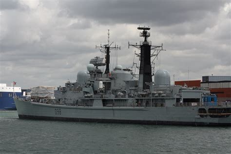 Hms York D98 Hms York At Portsmouth 270709 Barry 13092 Flickr