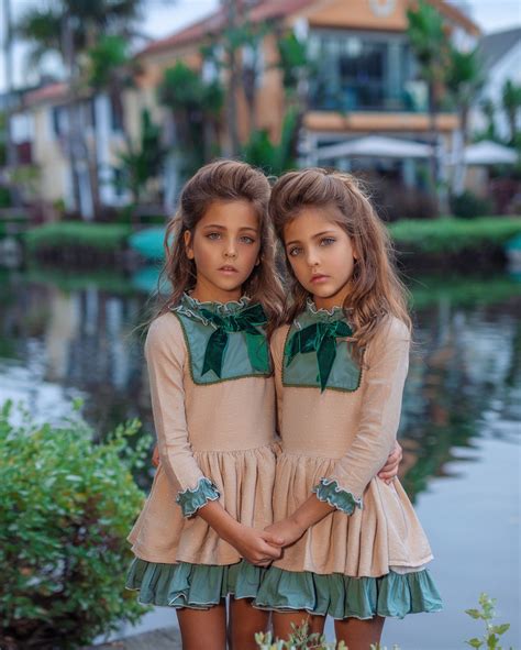 What Do The Most Beautiful Twins In The World Look Like Now