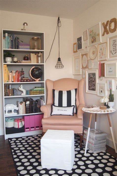35 Cozy And Relaxing Corner Bookshelf Design Ideas You Need To Try