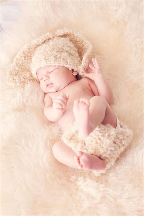 Pin On Newborns Photography