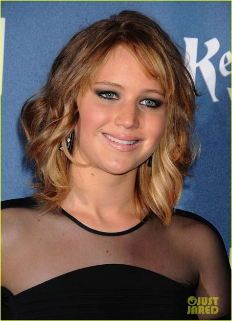 Jennifer Lawrence New Short Hair At Glaad Media Awards 2013 Photo