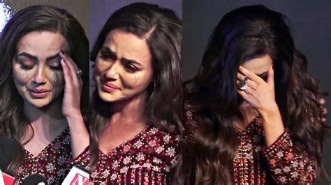 Sana Khan Breaks Down At Special Ops Trailer Launch Post Breakup With Melvin Louis Youtube