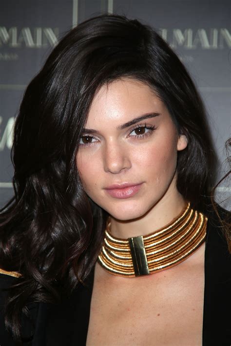 This Is What Kendall Jenner Looks Like With Pink Hair Bruce Jenner