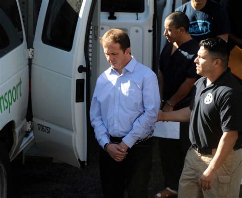 Fugitive Linked To Cartels Gives Up San Antonio Express News