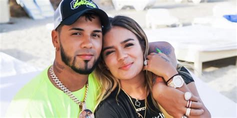 Karol G Estalla Las Redes Con Fotos De Anuel Aa Su Ex Y Responde