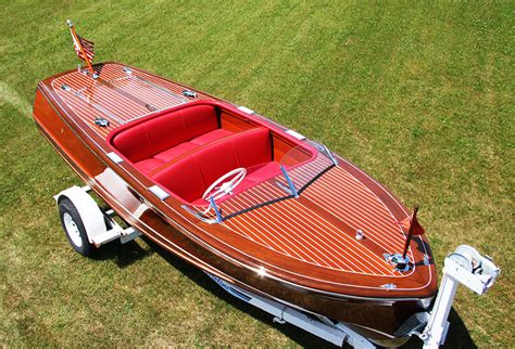Chris Craft Deluxe Runabout For Sale