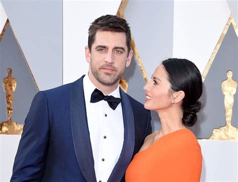 Who Is Aaron Rodgers Girlfriend Olivia Munn Green Bay Packers Star