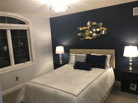 20 Navy Accent Wall With Grey