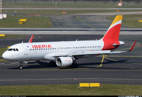 Airbus A320 216 Iberia Aviation Photo 4775375