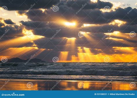 Golden Sun Rays On The Sea At Sunset Stock Image Image Of Dramatic