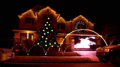 Synchronized Christmas Lights To Music 2012 In Lathrop Ca Youtube