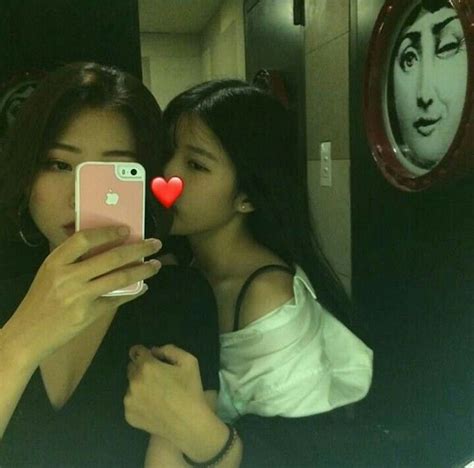 korean friend couple icons tumblr ulzzang 안느 mirror selfie couples icons selfie