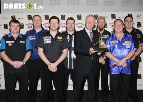 Premier league darts is one of the most prestigious tournaments on the pdc's (professional darts corporation) calendar. Premier League of Darts 2010 - Spielberichte Tag 4
