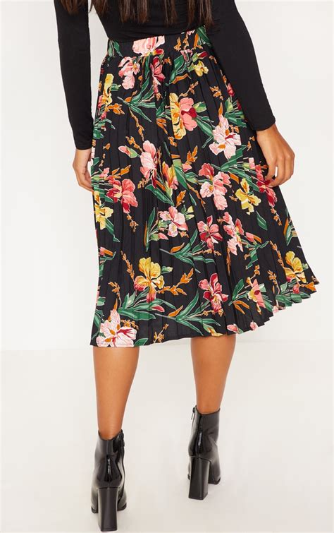 Black Floral Printed Pleated Midi Skirt Prettylittlething