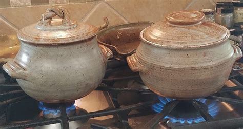 Earthenware cooking red clay pot, curry pot,dish curry pot,earthenware pottery. Flameware Clay Bean Pot: The Easy Stovetop Clay Pot ...