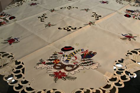 See more ideas about embroidery, christmas table cloth, embroidery designs. Sweet Southern Days: Fall and Christmas Tablecloths and More