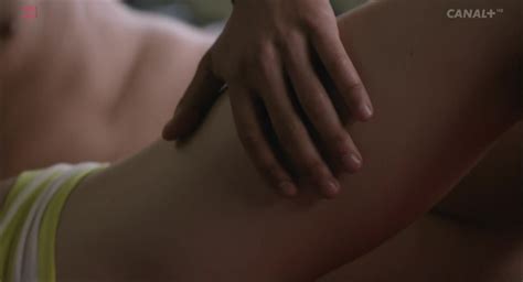 Aleksandra Hamkalo Topless French Sex Couple Sex In The Movie Big Love Boobs Radar