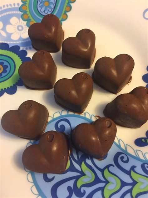 Simplistic Savvy Homemade Chocolate Hearts