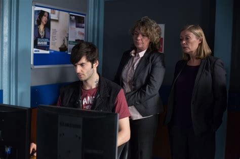 eastenders dci marsden takes over the lucy beale murder case and is to make an arrest metro news
