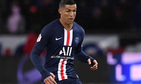 The striker was all on his own at the far post and he headed in while lenglet and de jong were looking on. Why Cristiano Ronaldo's Rumored PSG Transfer Makes So Much Sense
