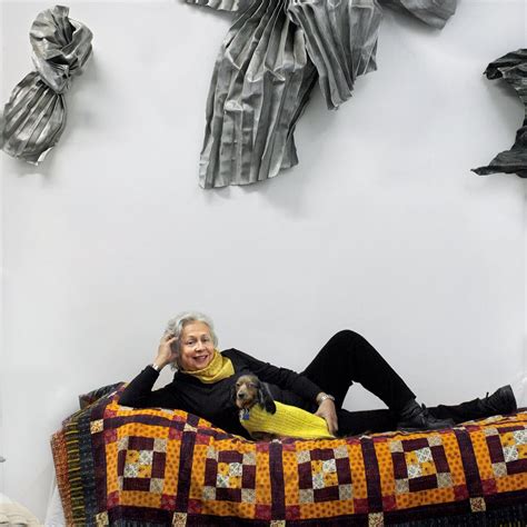 Lynda Benglis Still In Arts Avant Garde The New York Times