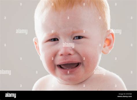 Crying Portrait Hi Res Stock Photography And Images Alamy