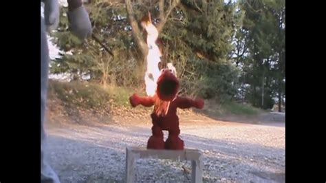 Elmo Screaming 8 Youtube