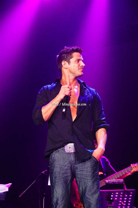 Photos Jeff Timmons Of 98 Degrees Live In Manila