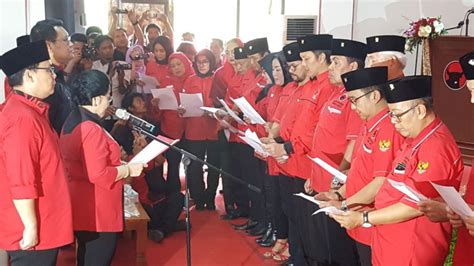 Megawati Lantik Pengurus Dpd Pdi Perjuangan Provinsi Banten Suara