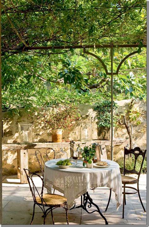 20 Charming And Beautiful Provence Dining Spaces Terrace Decor