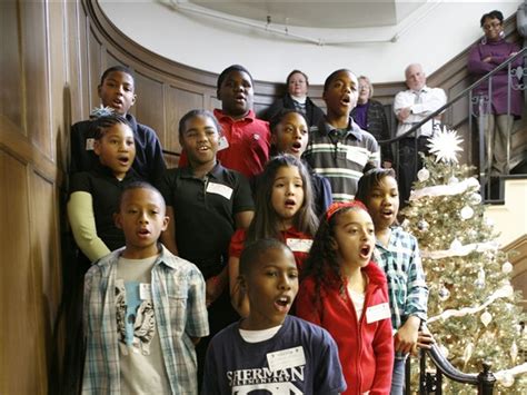 Sherman Elementary Students Sing The Blade