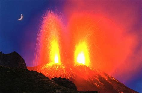 10 Active Volcanoes Exploding In Fiery Beauty Right Now