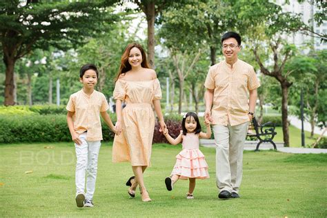 Tổng Hợp Hình ảnh Gia đình Việt Nam Tuyệt đẹp Và đầy Cảm Xúc