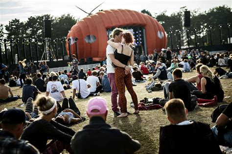 A Couple Danced At Roskilde Restival In Denmark Feel The Music Festival Love With These Cute