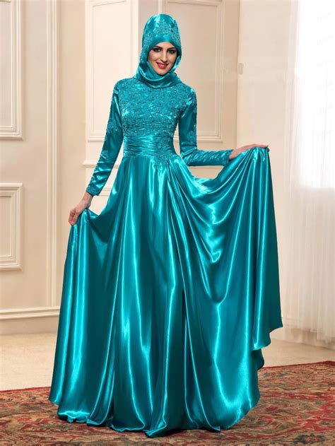 Green Long Sleeve Muslim Evening Dresses 2016 Straight Hijab Arabic Evening Gowns High Neck Lace