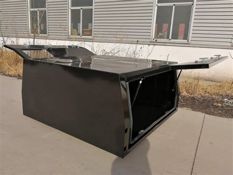Get your aluminium 4×4 canopy built to your requirements. KYLIN CAMPERS DUAL CAB JACK OFF BLACK POWDER COATED ALLOY ...