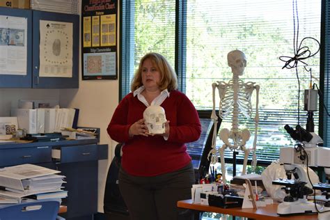 Jacksonville Forensic Investigation Students Are Visited By A Forensic